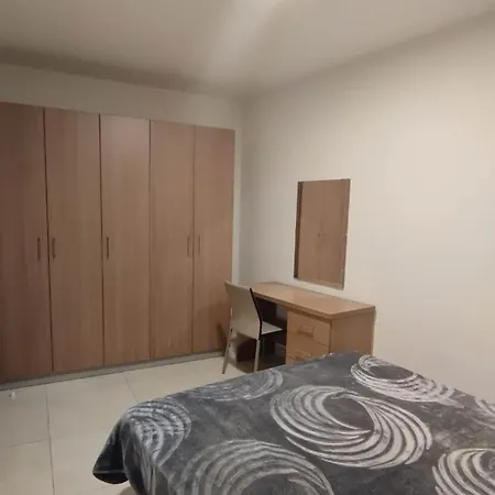 Homestay Private In A Big Aparment