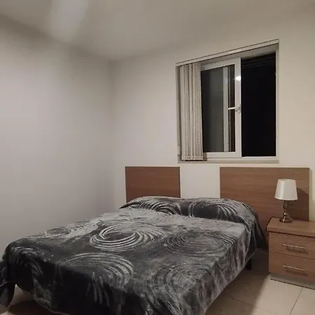 Private In A Big Aparment * Msida